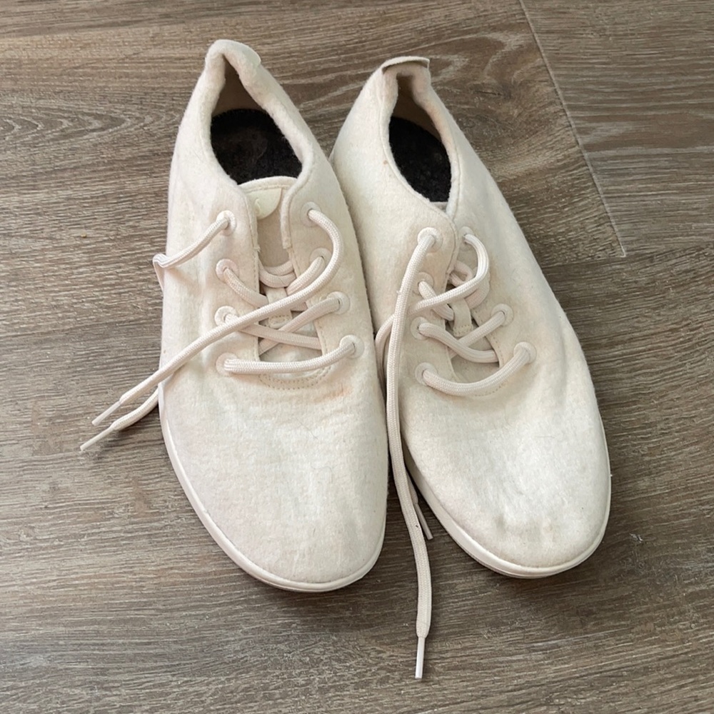 Men’s Allbirds wool sneakers runner